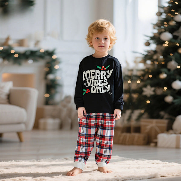 Toddler/Kid's "Merry Vibes Only" Print Design Pajama Set